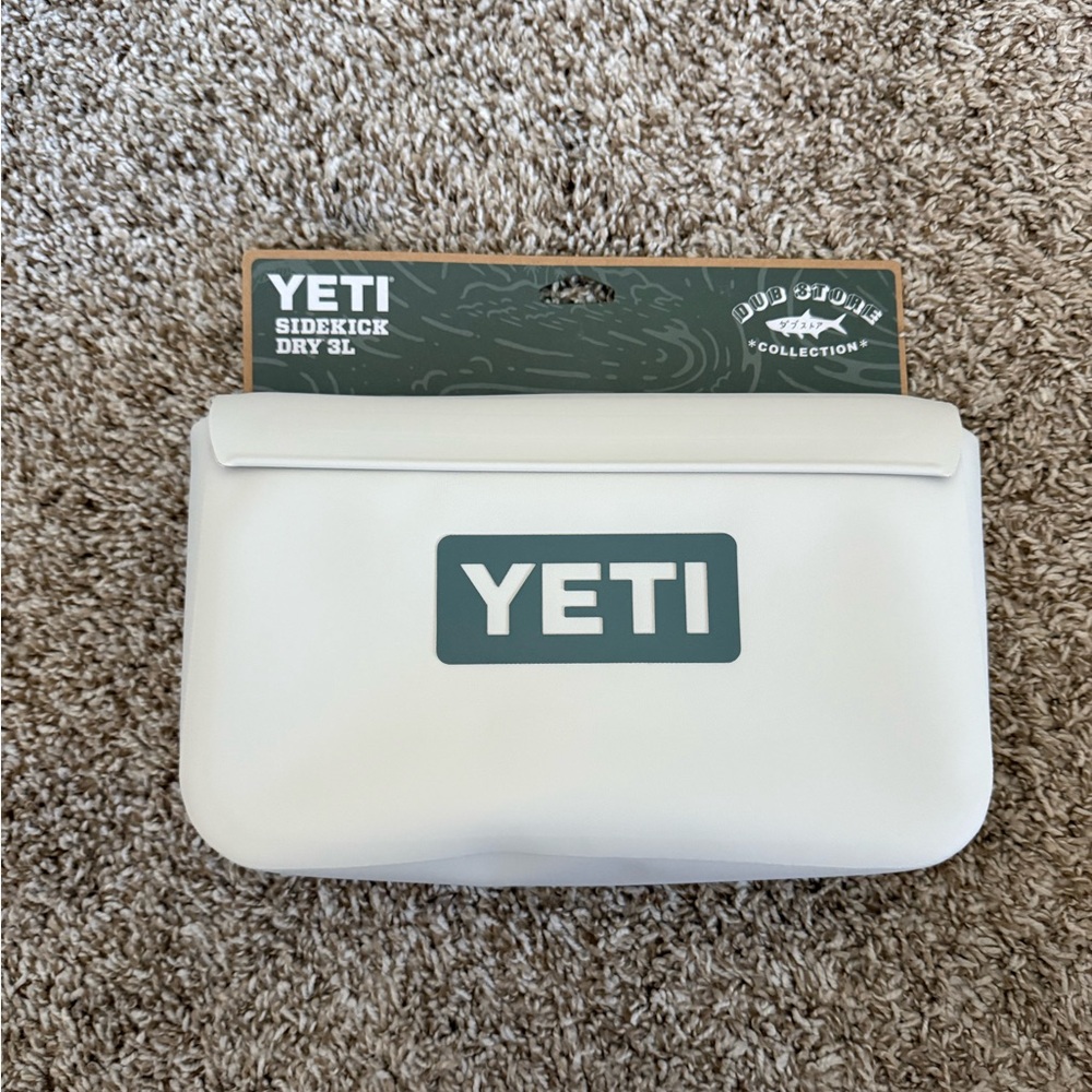 YETI X Howler Sidekick Dry 3L